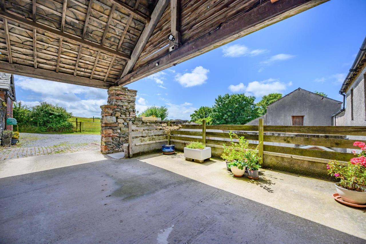 Tower Cottage Милом Экстерьер фото