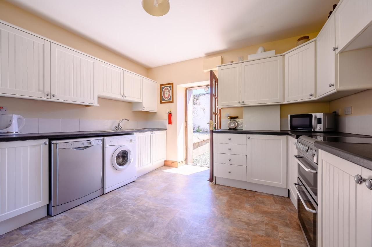 Tower Cottage Милом Экстерьер фото