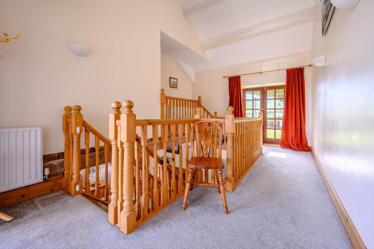 Tower Cottage Милом Экстерьер фото